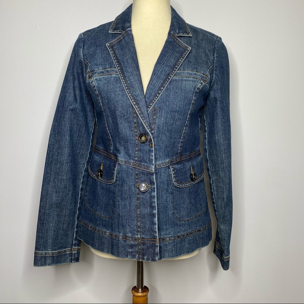 Tommy Bahama denim Jean jacket size 6
